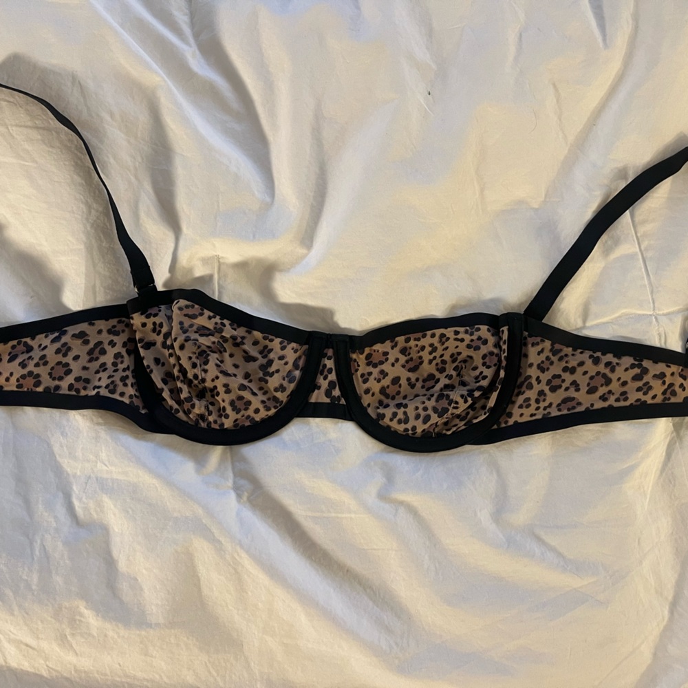 Cuup balconette bra in leopard mesh - 32B